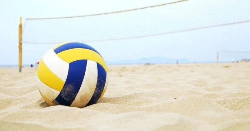 Çimərlik voleybolu çempionatının ikinci günü başa çatıb