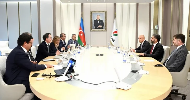 SOCAR обсудила с американской Emerson Electric Co. сотрудничество в ВИЭ проектах