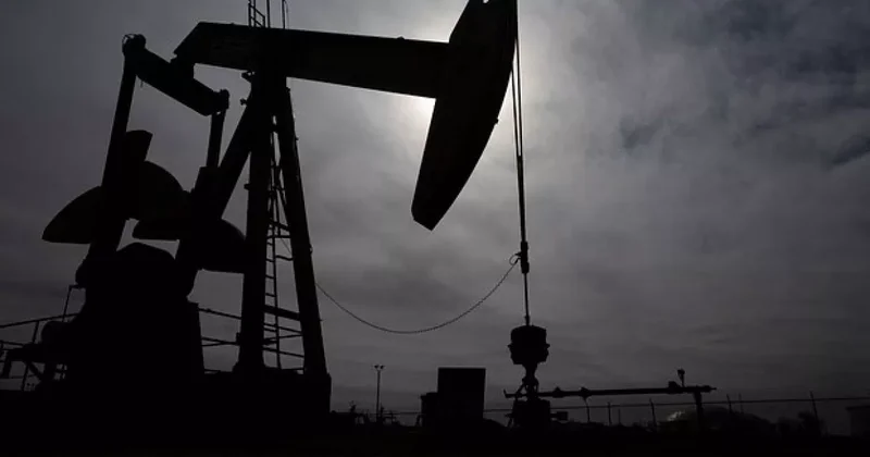 Мировые цены на нефть перешли к падению