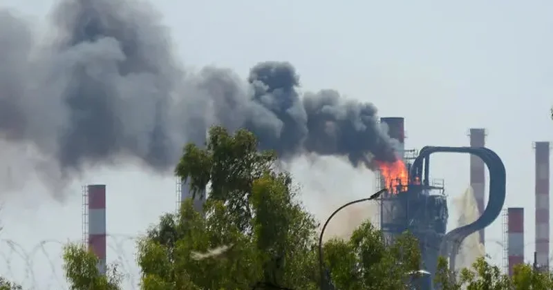 Виновник загадочных взрывов в Иране Израиль?