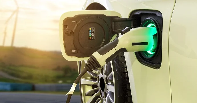Azərbaycanın elektrikli avtomobil idxalı azalır