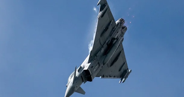 Almaniya Türkiyəyə Eurofighter qırıcıları satacaq