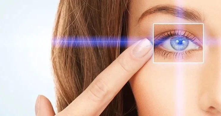 Lazer görmə korreksiyası hər kəs üçün uyğun deyil Oftolmoloq