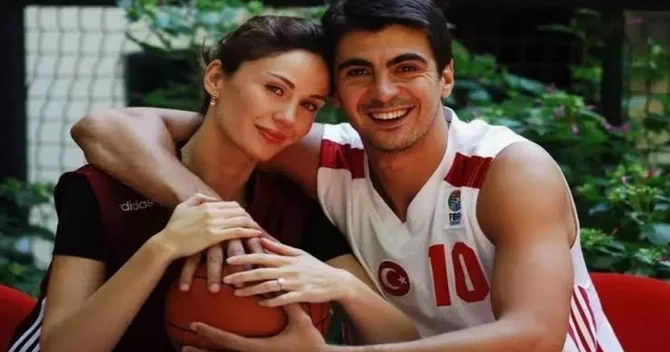 Demet Şenerlə İbrahim Kutluayın 8 illik küslülüyü bitdi