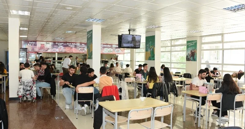 Rektor bufetdən 20 min alır iddiası gərək sübut olunsun Ekspert