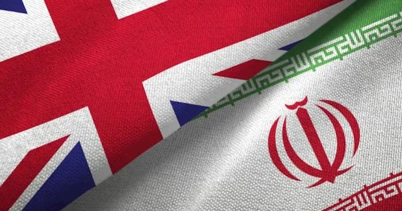 Böyük Britaniya İrandakı diplomatlarını geri çağırdı