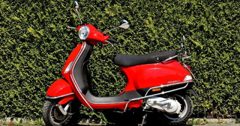 Moped sürənlərin NƏZƏRİNƏ Yeni rüsumlar MÜƏYYƏN OLUNDU