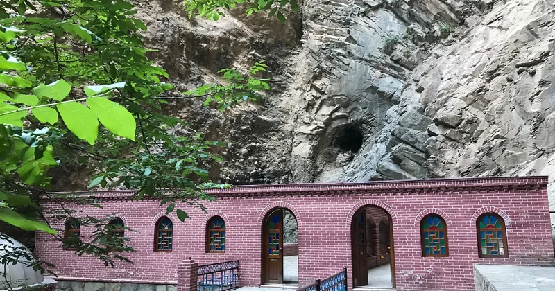 “Əshabi Kəhf”: etiqadın və turizmin məkanı