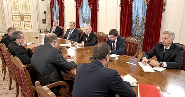Zelenski: Putinin ətrafında çox təhlükəli vəziyyət əmələ gəlib
