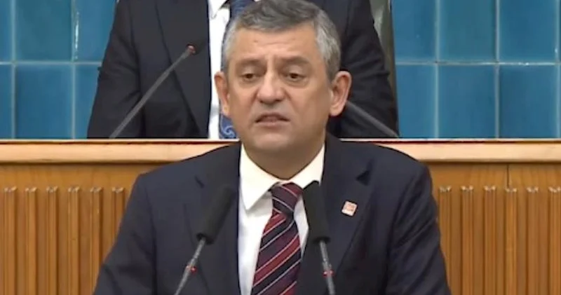 CHP də istefalarla bağlı iclas baş tutdu