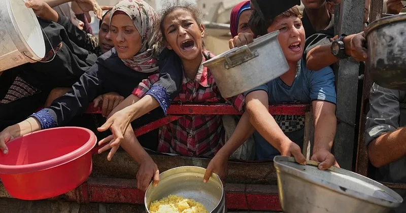 Qəzza Səhiyyə Nazirliyi: Aclıqdan ölənlərin sayı 114 ü uşaq olmaqla 281 ə çatıb