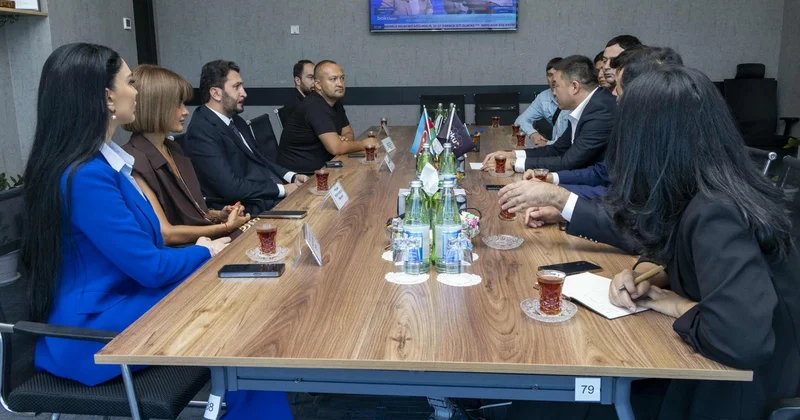 Özbəkistan nümayəndə heyəti Baku TV nin qonağı olub