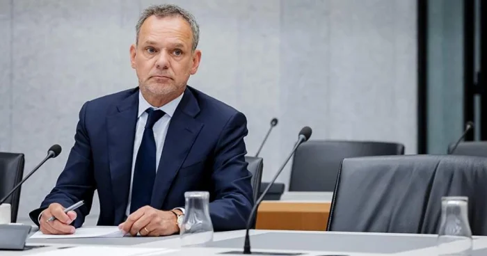 İsrail Hollandiya hökumətində böhrana səbəb olub