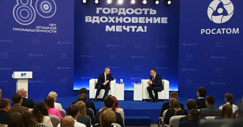 Путина удивило звание девушки, которую он принял за школьницу