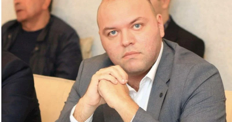 Hacıbəy Heydərli: “Sosial media səhifələrinin səbəb göstərilmədən silinməsi ciddi təhlükə və təhdid yaradır”