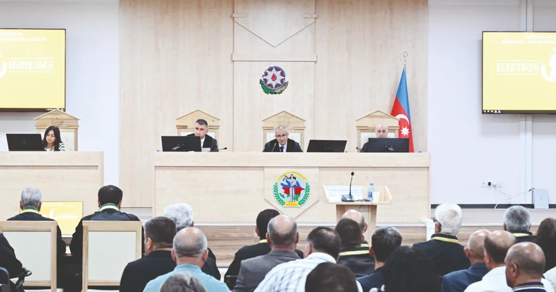 Zərərçəkmişlər təqsirkarları ittiham edirlər