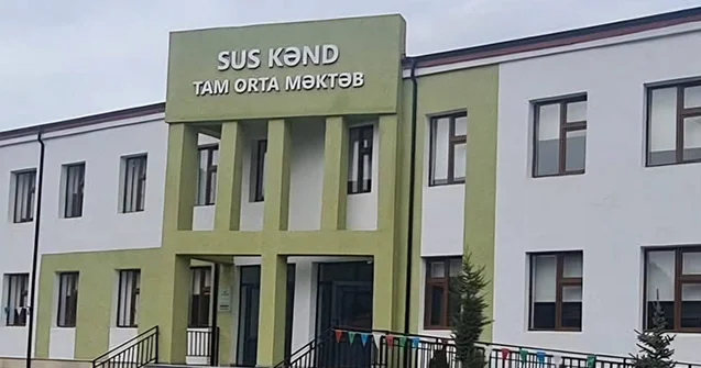 İlk məzunlarının hamısı tələbə oldu Fotolar