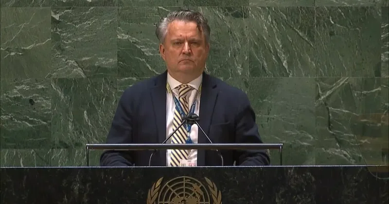 МИД Украины: Зеленский готов обсуждать территориальные вопросы