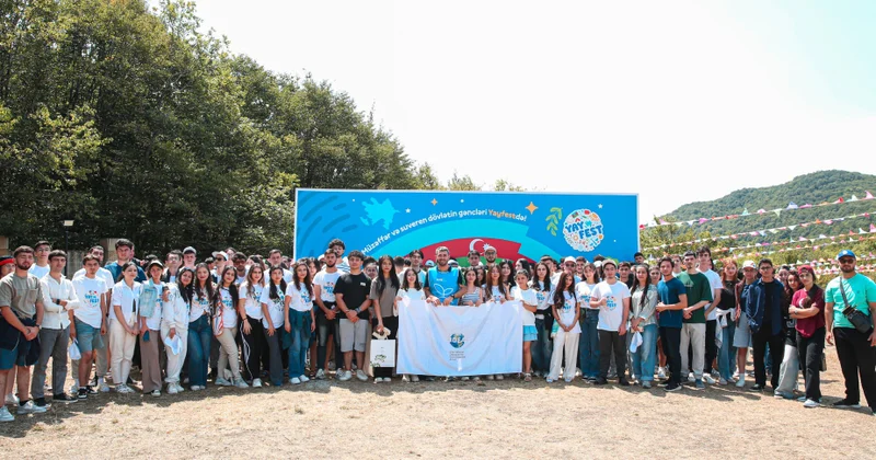 Gənclər “Yay Fest”də bir araya gəliblər