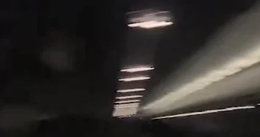 Сильная турбулентность напугала пассажиров самолета ВИДЕО