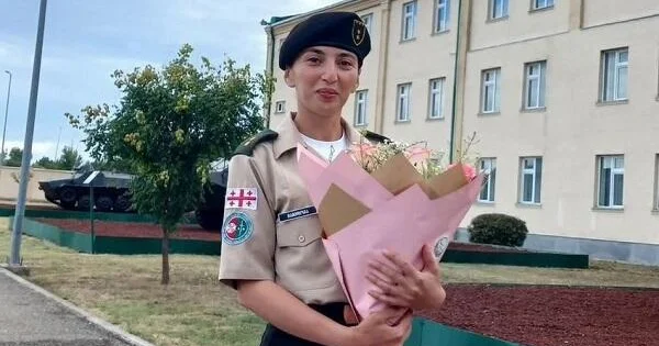 Gürcüstanda ilk dəfə azərbaycanlı qadın leytenant oldu