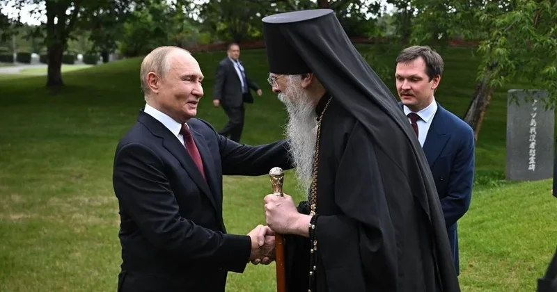 Putinlə görüş qalmaqal yaratdı ÜZR İSTƏDİ