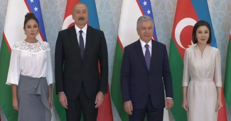 Prezidentlər və birinci xanımlar birgə foto çəkdirdilər