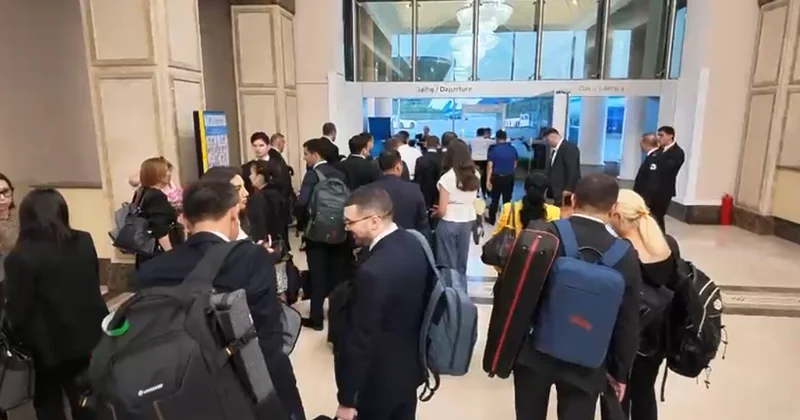 Azərbaycan mediası İlham Əliyevin səfərini işıqlandırmaq üçün Özbəkistana yola düşüb VİDEO