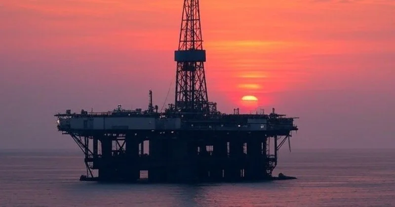 Несчастный случай на нефтяной платформе: погиб сотрудник