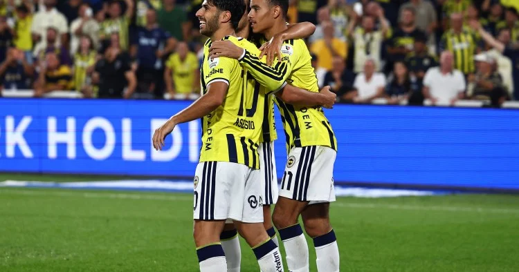 Fənərbaxça da ciddi itkilər 2 futbolçu sıradan çıxdı