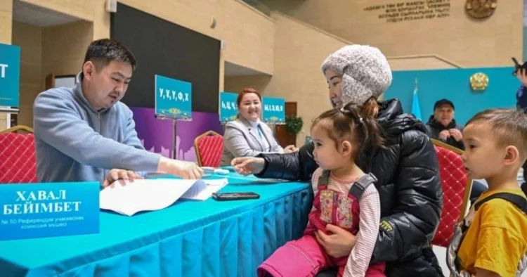 Qazaxıstanda Qurultaya növbədənkənar seçkilər keçirilir