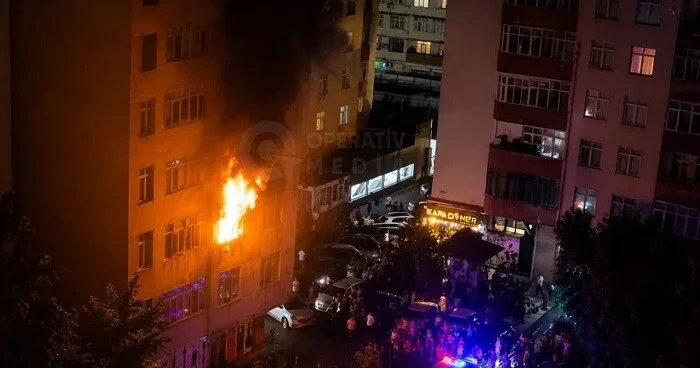 Bakıda şok: Evdə hər şeyi sındırdı, daha sonra... Video