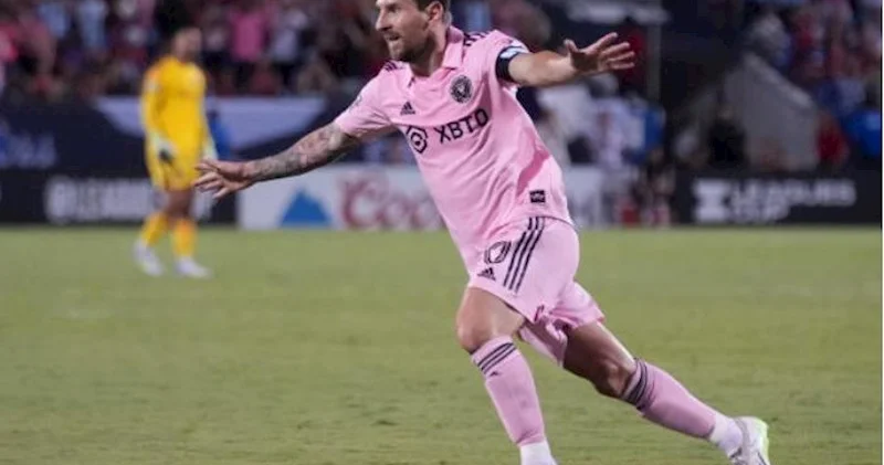 Messi qol vursa da, komandası uduzdu Video