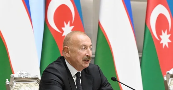 Президент Ильхам Алиев отметил особую роль Президента Узбекистана в привлечении инвестиций в Карабах
