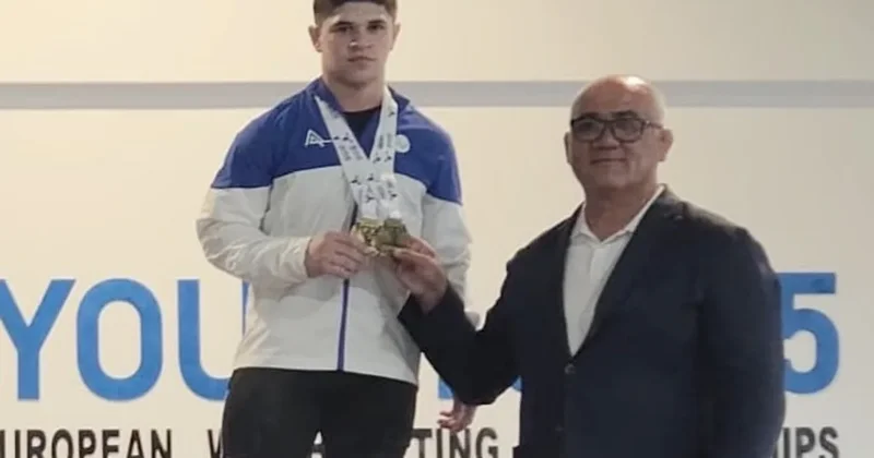 Азербайджанский тяжелоатлет Мусаб Мамедтагиев стал чемпионом Европы