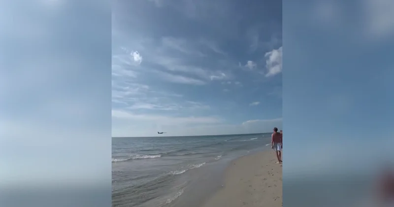 Во Флориде возле пляжа рухнул в воду самолет ВИДЕО