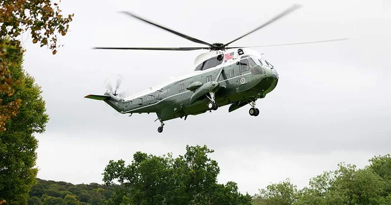 Trampın helikopteri lazer göstərici ilə hücuma məruz qalıb