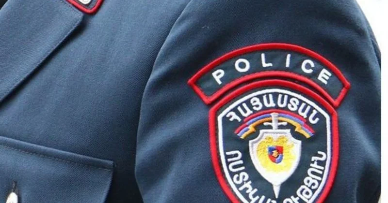 Ermənistanda naməlum şəxslər polisə atəş açıb, 2 nəfər ölüb, 1 nəfər yaralanıb