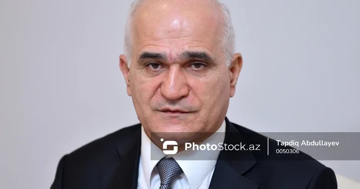 Шахин Мустафаев заверил Пезешкиана в территориальном нейтралитете Азербайджана