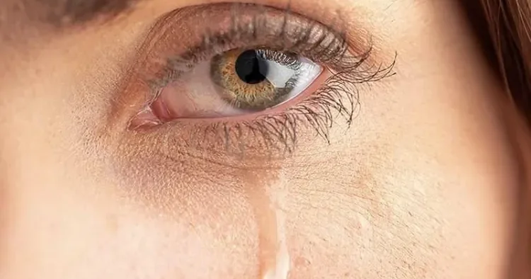Bəzi insanlar niyə ağlaya bilmirlər? Mütəxəssisdən açıqlama