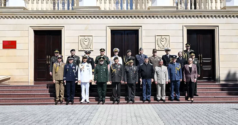 Военные атташе ознакомились с Военным институтом имени Гейдара Алиева ФОТО/ВИДЕО