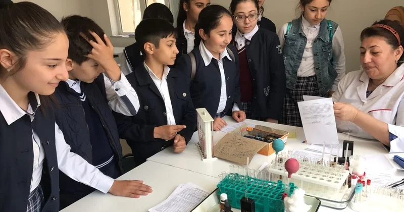 Laboratoriyası olmayan məktəblərdə laborantlar işdən çıxarılır?