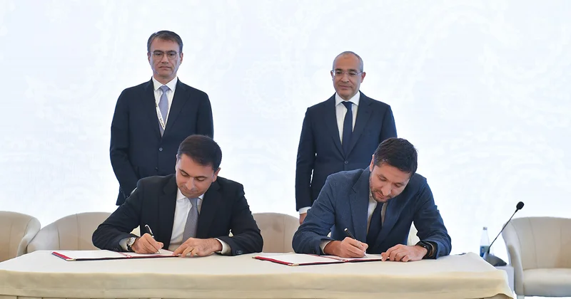 “AIIF 2025” çərçivəsində saziş imzalandı Fotolar