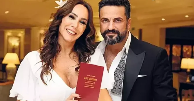 Rəqqasə Asena həyat yoldaşından buna görə boşanır
