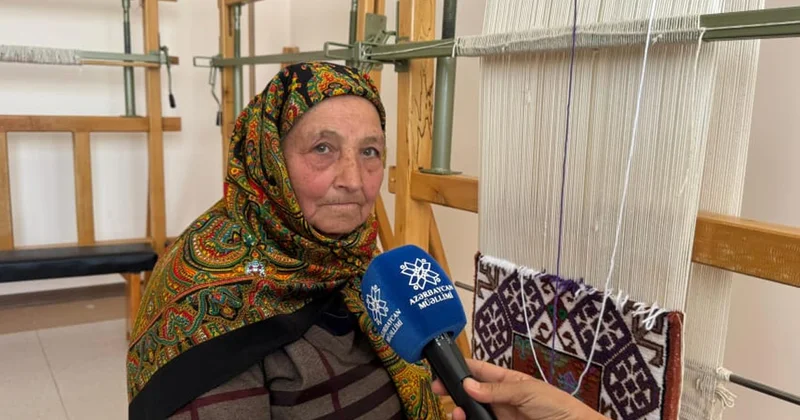 78 yaşında tələbə adını qazanan Hicrət nənə: “Oxumağın yaşı yoxdur”