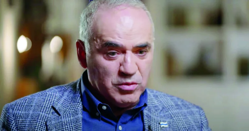 Cənab Kasparov, gedin, şahmatınızı oynayın!