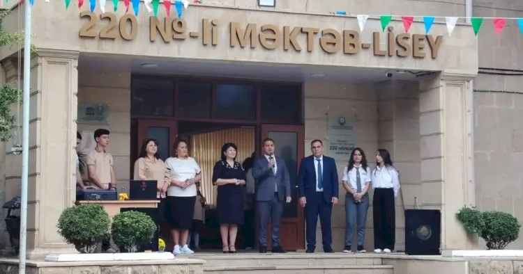 220 saylı məktəb liseydə qalmaqal BŞTİ araşdırmaya başladı