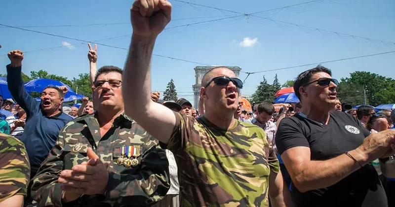 СМИ: За подготовкой массовых беспорядков в Молдове стояли российские инструкторы ФОТО
