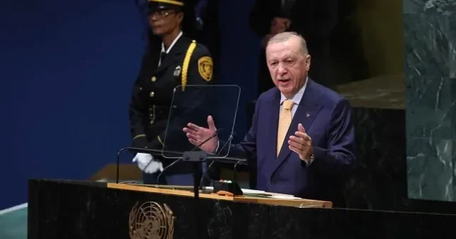 Ərdoğan şeir söylədi, Binali Yıldırım göz yaşlarına boğuldu VİDEO