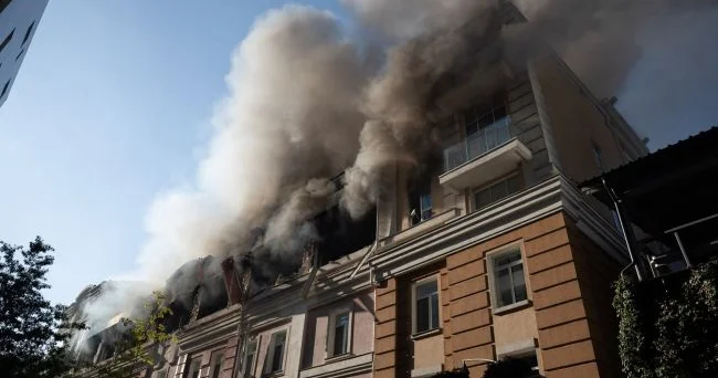 Kiyevə dron hücumu davam edir, 43 nəfər yaralanıb, iki nəfər həlak olub